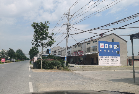 阿坝州如何能保证墙体广告的醒目性？